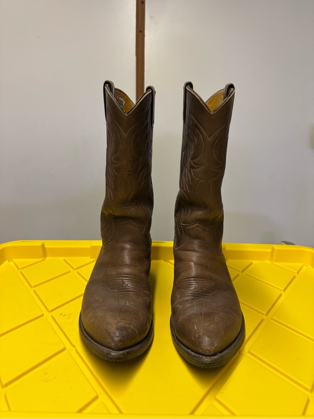 Vintage Justin Brown Leather Western Cowboy Boots Men’s Size 10 D USA Made